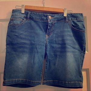 Women’s Shorts